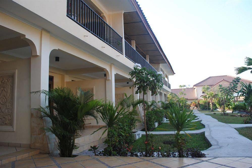 Lombok Beach Villa Мангсит Экстерьер фото