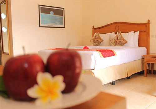 Lombok Beach Villa Мангсит Экстерьер фото